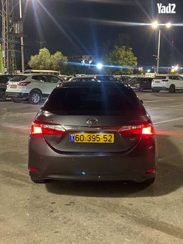 מודעת רכב טויוטה קורולה