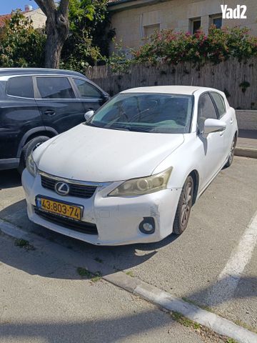 מודעת רכב לקסוס CT