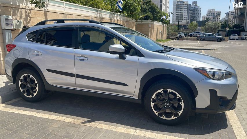 מודעת רכב סובארו XV