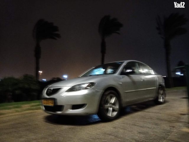 מודעת רכב מאזדה 3