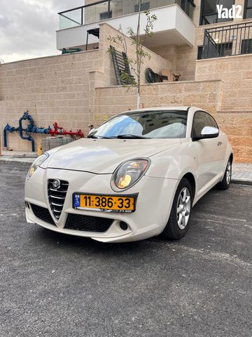 מודעת רכב אלפא רומיאו מיטו
