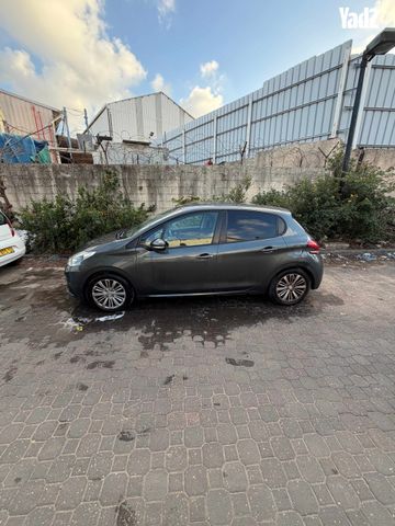 מודעת רכב פיג'ו 208