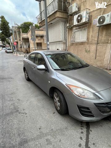 מודעת רכב מאזדה 3