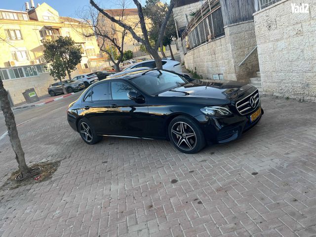 מודעת רכב מרצדס-בנץ E-class