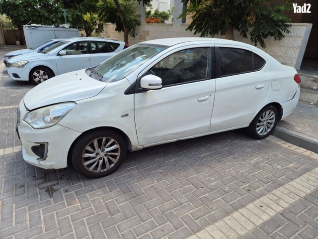 מודעת רכב מיצובישי אטראז'