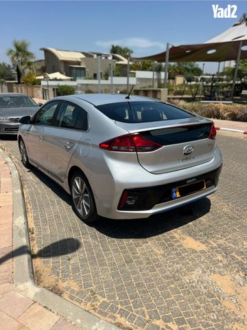 מודעת רכב יונדאי איוניק