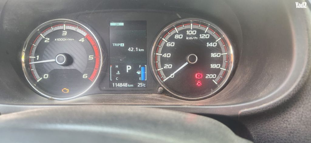 מודעת רכב מיצובישי טרייטון / L200