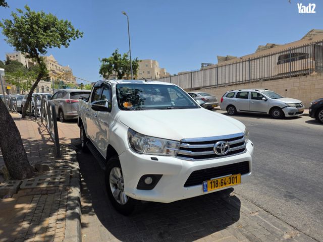 מודעת רכב טויוטה היילקס