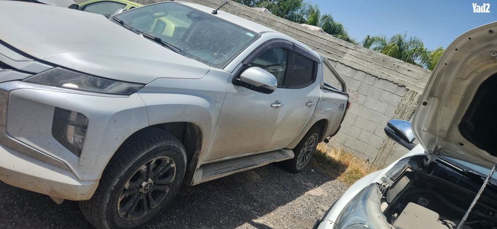 מודעת רכב מיצובישי טרייטון / L200
