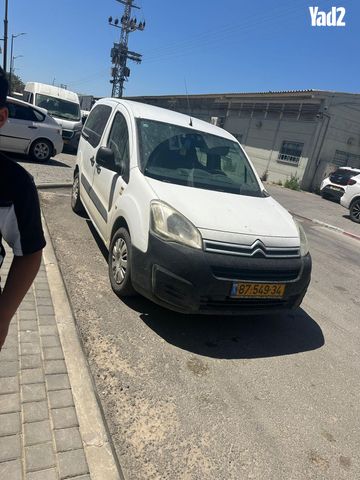 מודעת רכב סיטרואן ברלינגו 