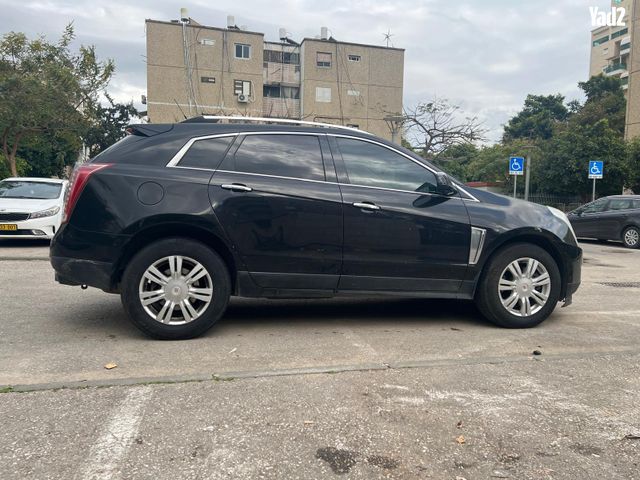 מודעת רכב קאדילק SRX
