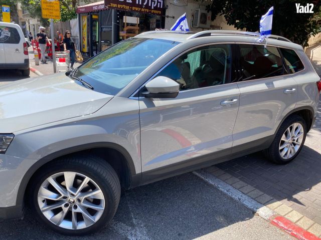 מודעת רכב סקודה קארוק