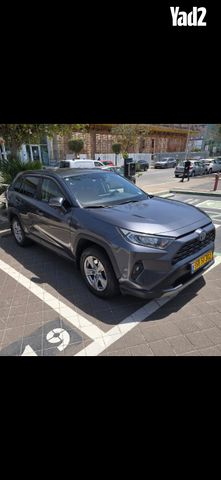 מודעת רכב טויוטה RAV4