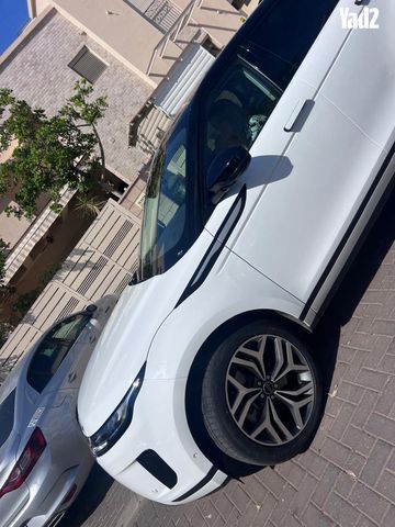 מודעת רכב לנד רובר ריינג' רובר איווק