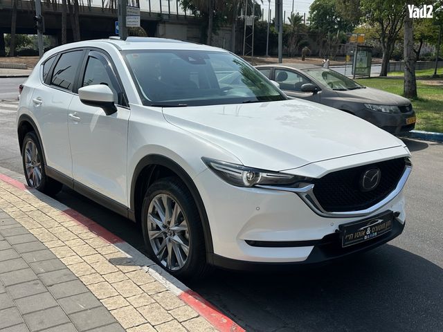 מודעת רכב מאזדה CX-5