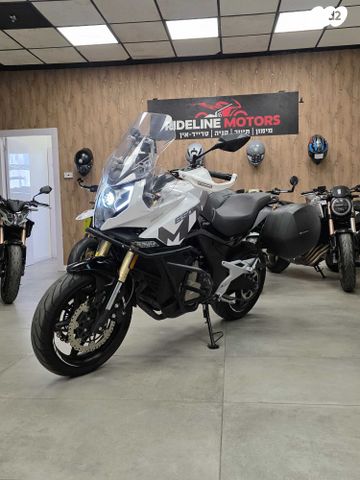 מודעת רכב CF MOTO 650MT
