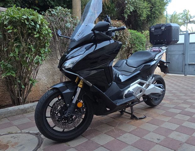 מודעת רכב הונדה פורזה 750
