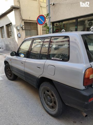 מודעת רכב טויוטה