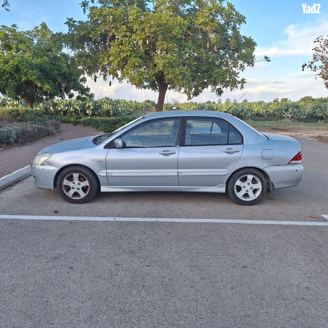 מודעת רכב מיצובישי