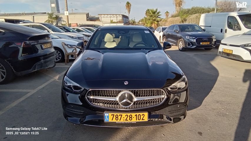 מודעת רכב מרצדס-בנץ C-class