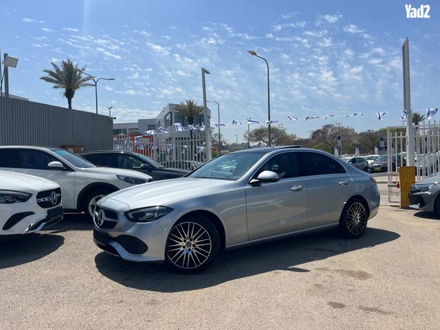 מודעת רכב מרצדס-בנץ C-class