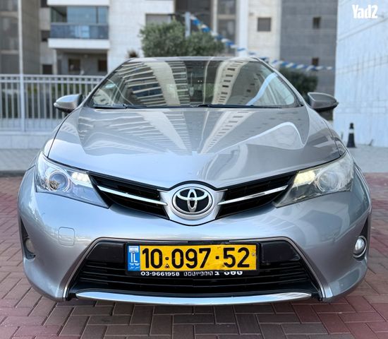 מודעת רכב טויוטה אוריס