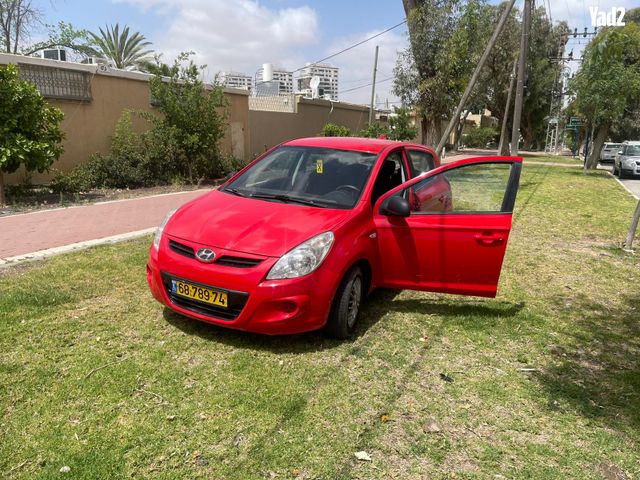 מודעת רכב יונדאי i20