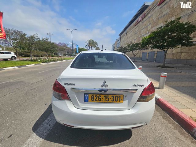 מודעת רכב מיצובישי אטראז' 2