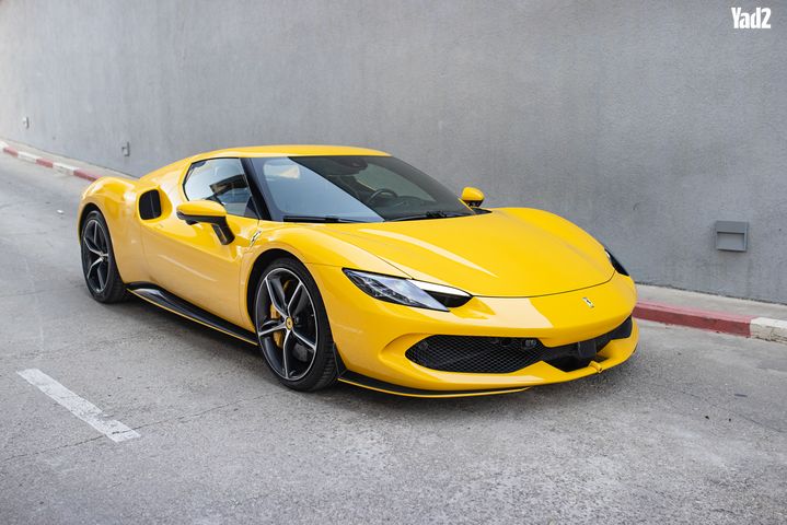 מודעת רכב פרארי 296 GTB