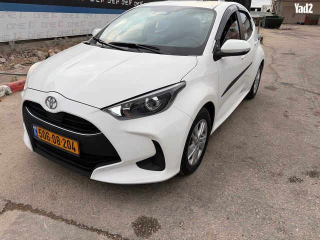 מודעת רכב טויוטה יאריס