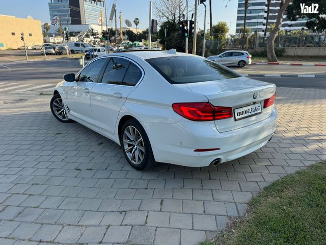 מודעת רכב ב מ וו סדרה 5 2