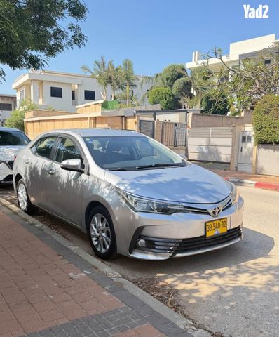 מודעת רכב טויוטה קורולה