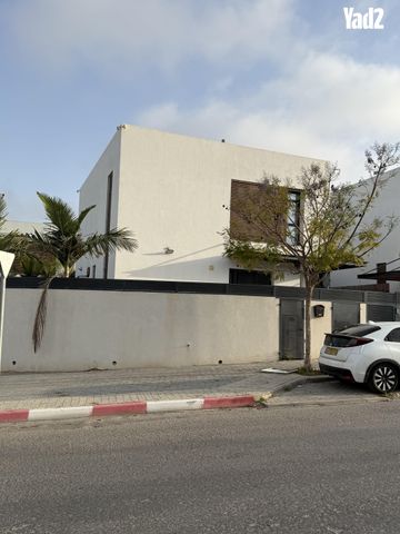 רימון 18