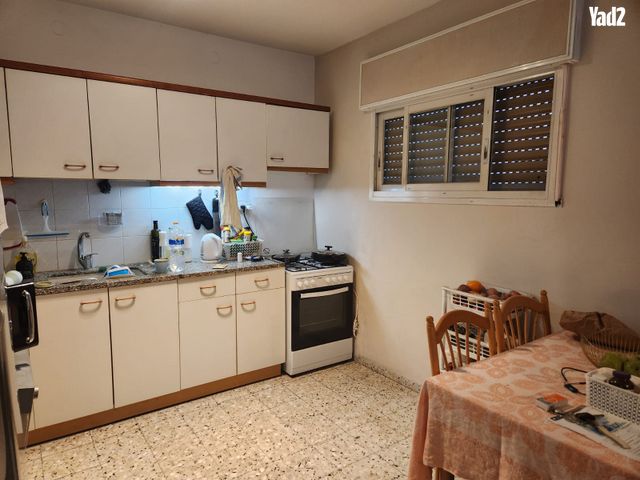 אלתר 26