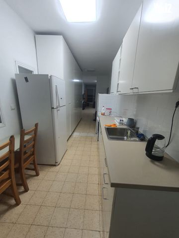 קרן היסוד 82