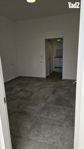 לוינסקי 129