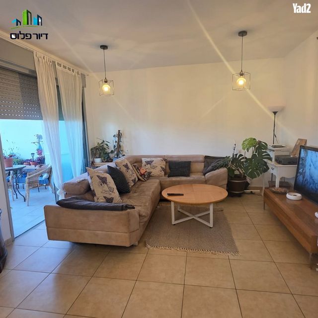 שדרות מקס ואמפרו שיין 
