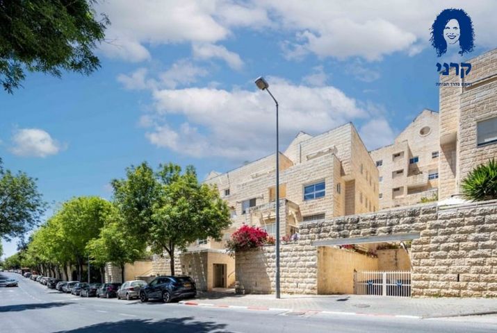 דירה למכירה בירושלים (תיווך) — 2