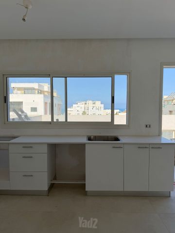 גג/ פנטהאוז למכירה בתל אביב יפו (תיווך) — 4