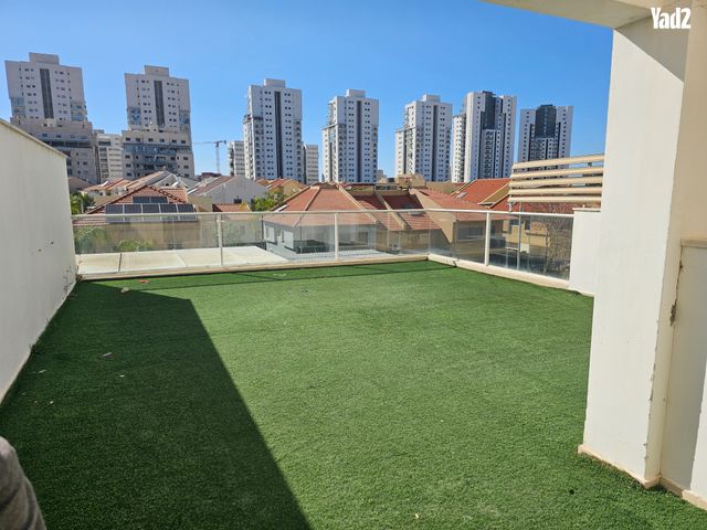 ביכורי ענבים 27