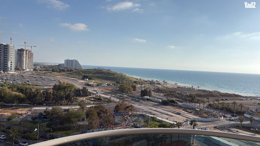 יצחק שדה 
