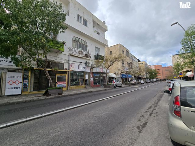 החלוץ 52