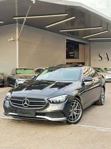 מודעת רכב מרצדס-בנץ E-class