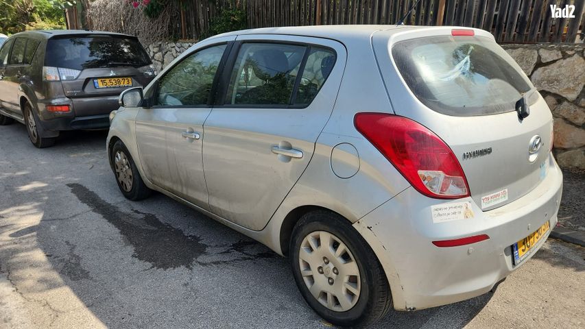 מודעת רכב יונדאי i20