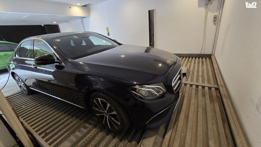 מודעת רכב מרצדס-בנץ E-class