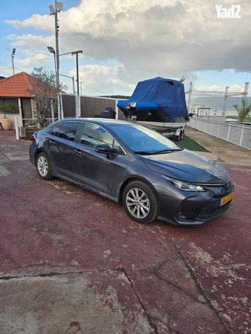 מודעת רכב טויוטה קורולה