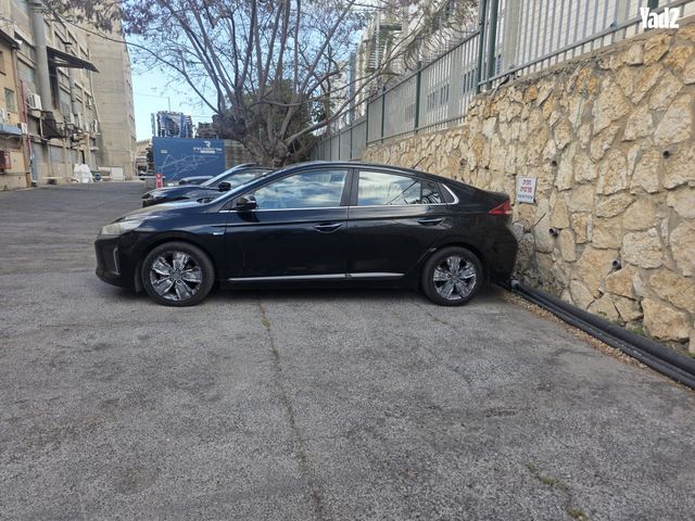 מודעת רכב יונדאי איוניק
