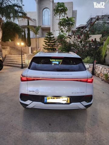 מודעת רכב בי.ווי.די אטו 3