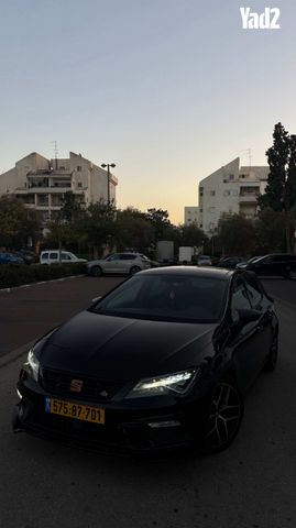 מודעת רכב סיאט לאון