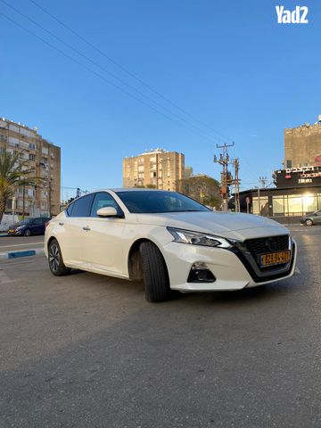 מודעת רכב ניסאן אלטימה
